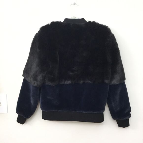JOHN + JENN Two Tone Faux Fur Bomber Jacket- Size M - Picture 2 of 8